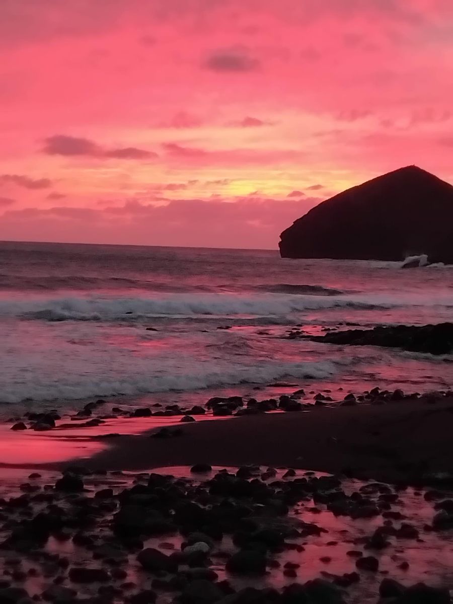 Pôr do sol sobre o Atlântico nos Mosteiros
